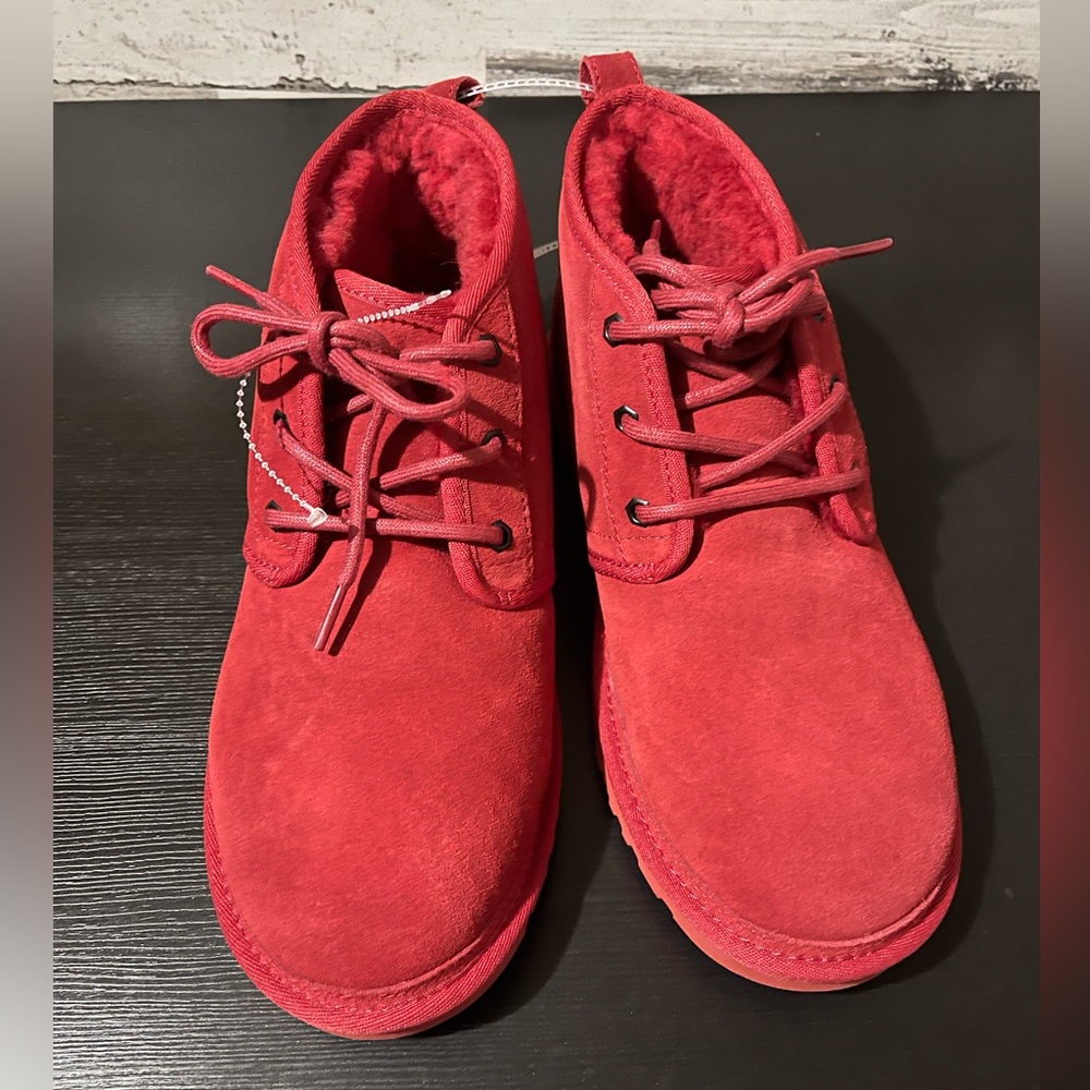 Ugg Neumel Boot Samba Red For Men - Size: 9 - image 1